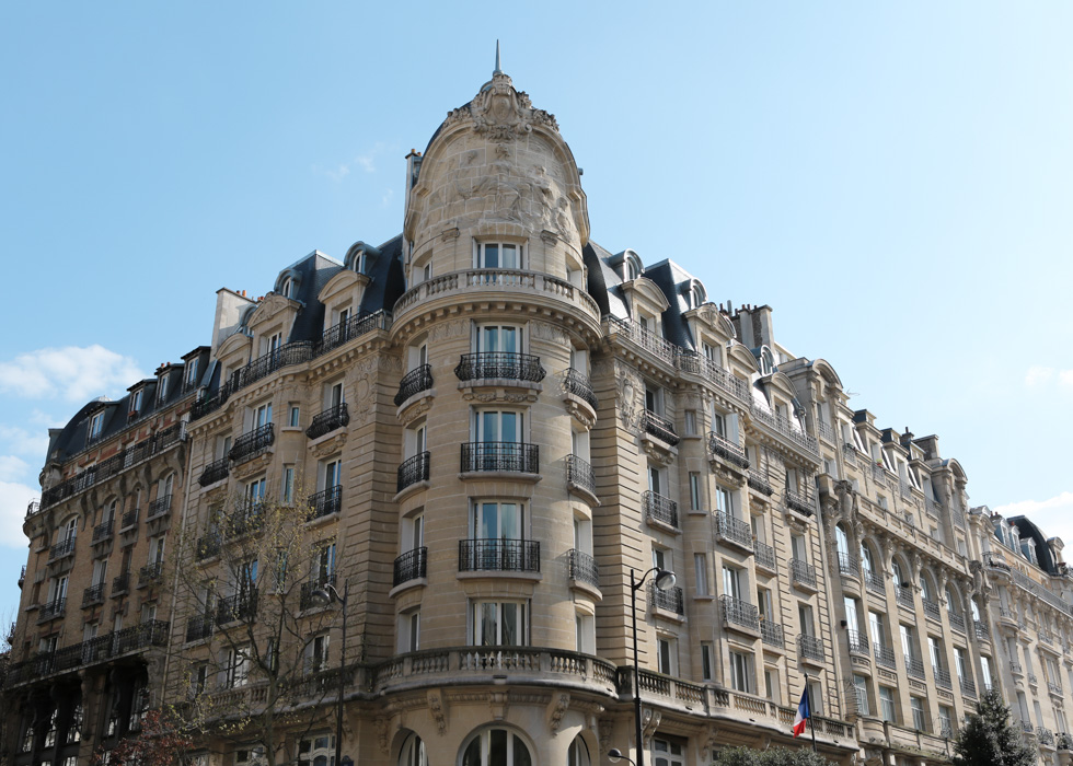 Haussmann building renovation of Paris