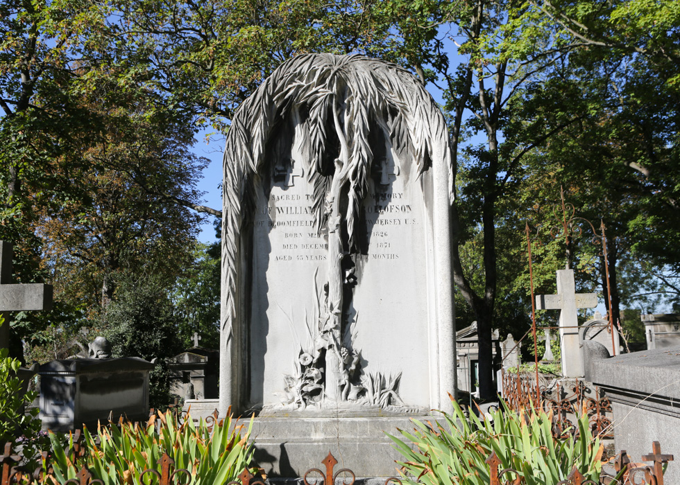 Must see grave Père Lachaise