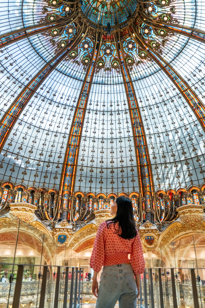 THE MOST BEAUTIFUL DEPARTMENT STORE IN PARIS