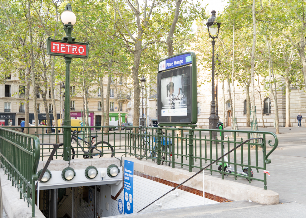 French pharmacy shopping guide | O'Bon Paris | Easy to be Parisian