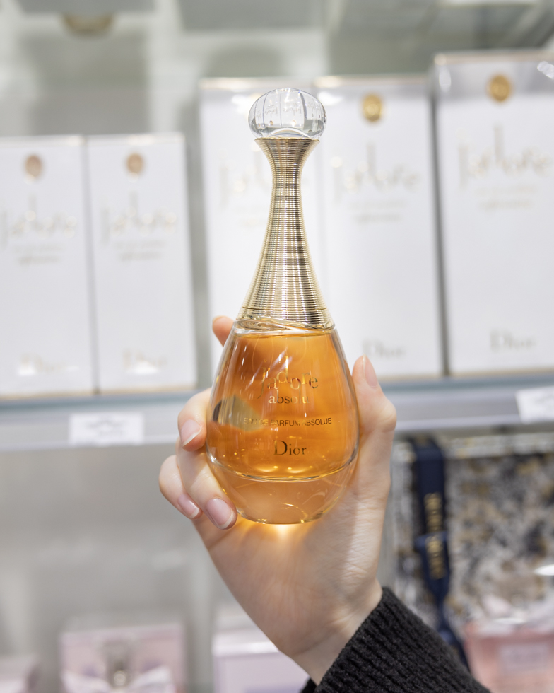 French perfume brands. The top perfume shops in Paris.
